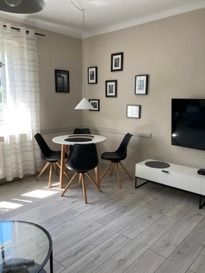 Apartament Mlociny Warschau Exterior foto